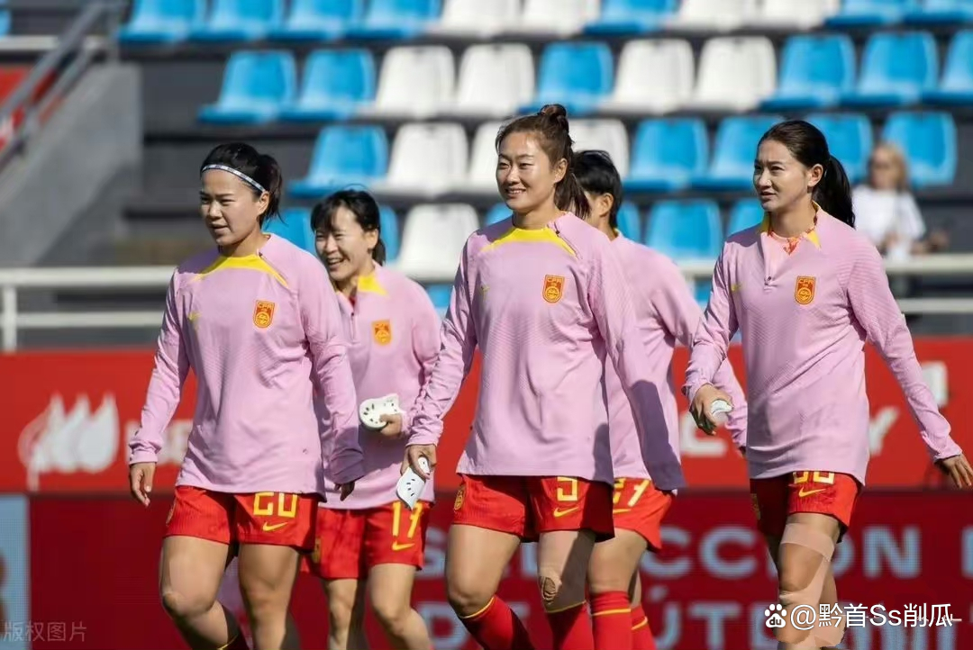 包含女足国家队备战决赛，调整战术阵容的词条