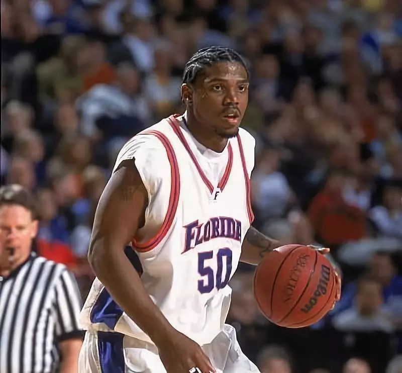 包含迈阿密热火主帅放话:世界杯首回合必胜明尼苏达森林狼,文班亚马冷笑回应的词条